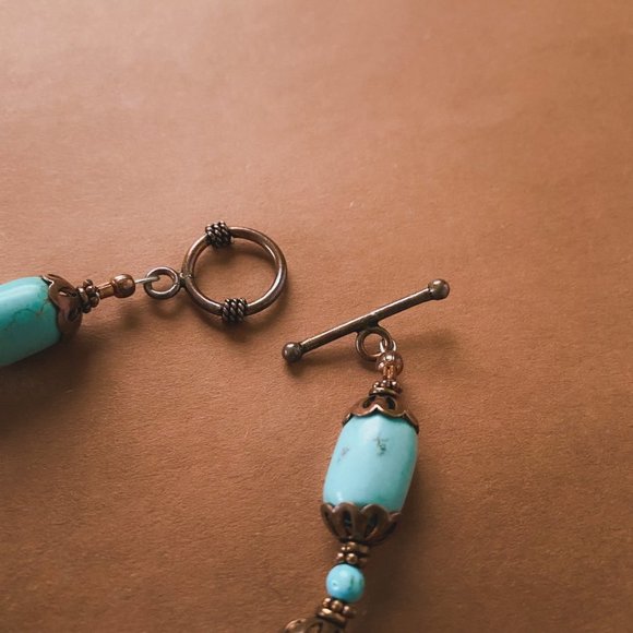 Handmade Turquoise Howlite Gemstone Copper Beaded Southwest Style Boho Bracelet - Picture 6 of 9